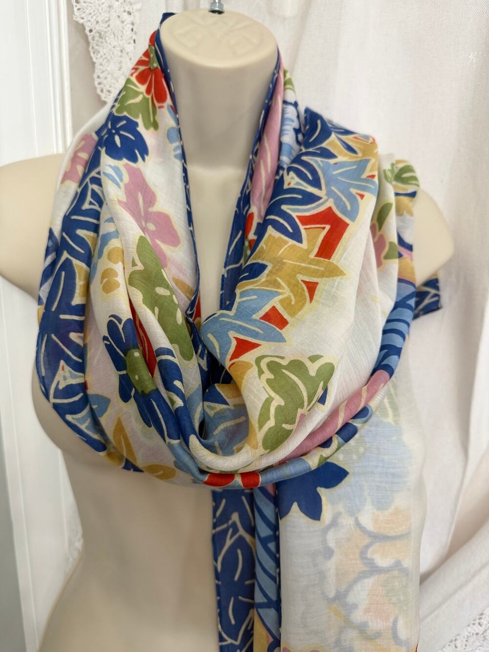 One Hundred Stars Floral Scarf Wrap